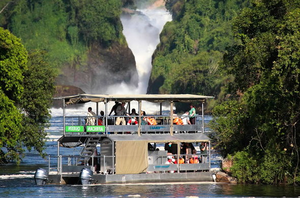 boat cruise to the bottom of Murchison Falls
